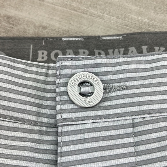 🔹RIP CURL - D CLASSIFIED hybrid SHORTS - Picture 6 of 10